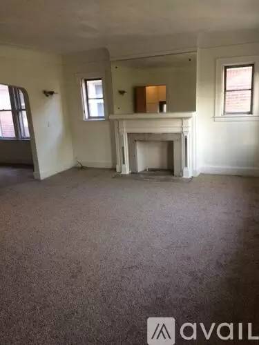 Main picture of 3226 Calvert St