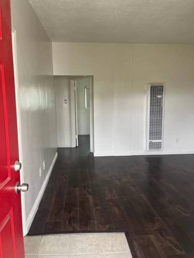 Main picture of 11662-11772 Stuart Dr