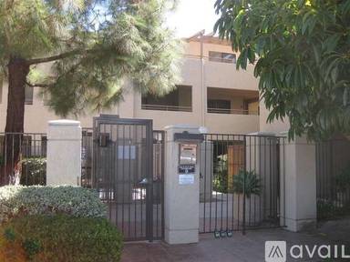 Main picture of 6960 Hyde Park Dr