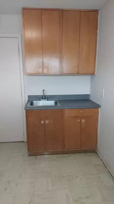Main picture of 1200 N Ventura Rd