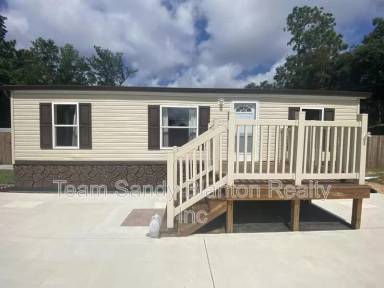 Main picture of 3029 Crittenden Dr