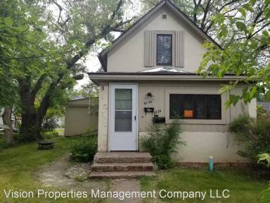Main picture of 923 America Ave NW