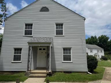 Main picture of 379 N Roosevelt Ave