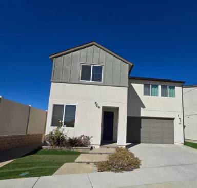 Main picture of 220 Paddock Ln