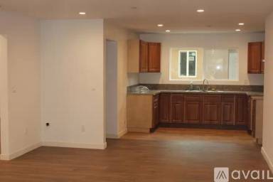 Main picture of 14308 Osborne St