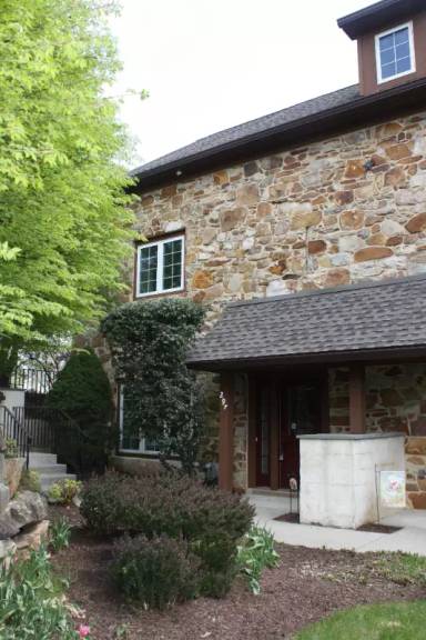Main picture of 297 Newport Pl