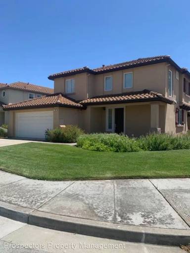 Main picture of 726 Saint Timothy Pl