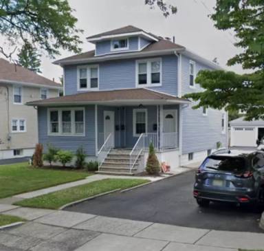 Main picture of 235 Lawrence Ave