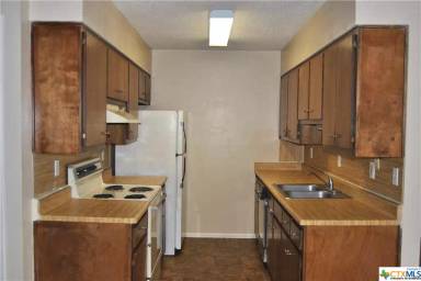 Main picture of 300 N Milam St