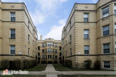 Main picture of 2436 W Rosemont Ave