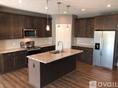 Main picture of 7014 N 153rd St