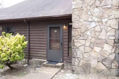 Main picture of 22 S Germantown Rd