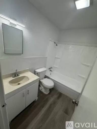 Main picture of 1101 W Sherer St
