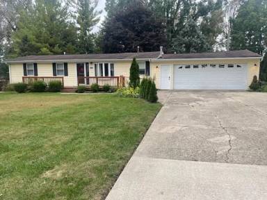Main picture of 11075 25 Mile Rd