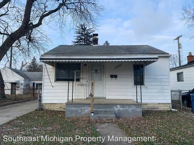 Main picture of 23631 Columbus Ave