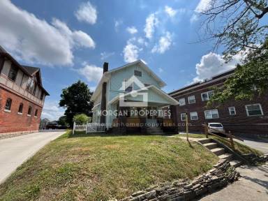 Main picture of 1231 W Walnut St