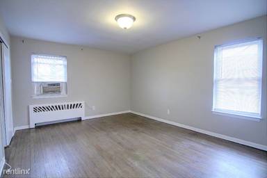 Main picture of 1 Adams Pl