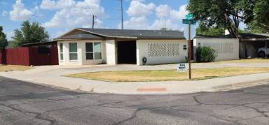 Main picture of 814 Sinclair Ave