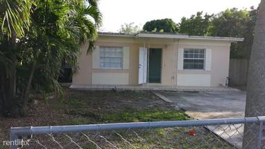 Main picture of 2810 NW 99th St