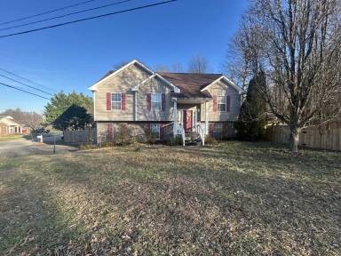 Main picture of 1512 Barrywood Cir W