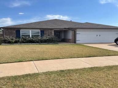 Main picture of 10608 SW 23rd Ter