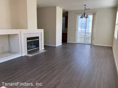 Main picture of 32 Matisse Ct