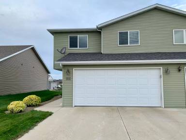 Main picture of 1002 E Lasalle Dr
