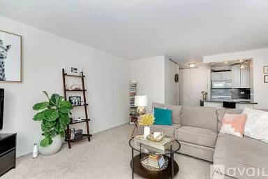 Main picture of Faulkner House Condominiums