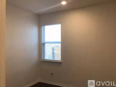 Main picture of 2705 Deerfield Crk
