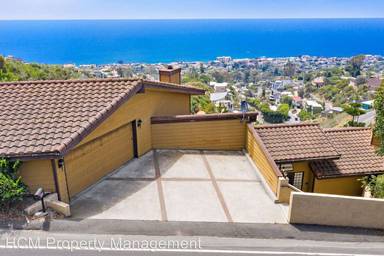 Main picture of 1055 Summit Dr