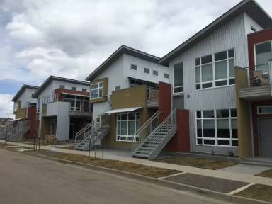 Main picture of 908 Blondel St