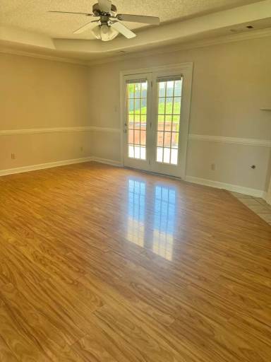 Main picture of 397 Park St