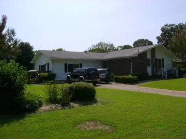 Main picture of 536 Canterbury Rd