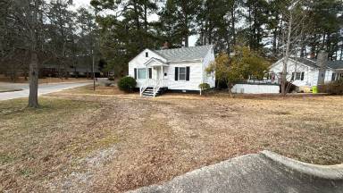 Main picture of 302 Lee St