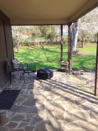 Main picture of 813 Green Meadows Dr