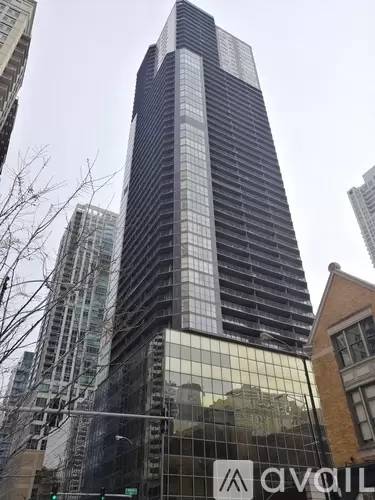 Main picture of 10 E Ontario St Apartments