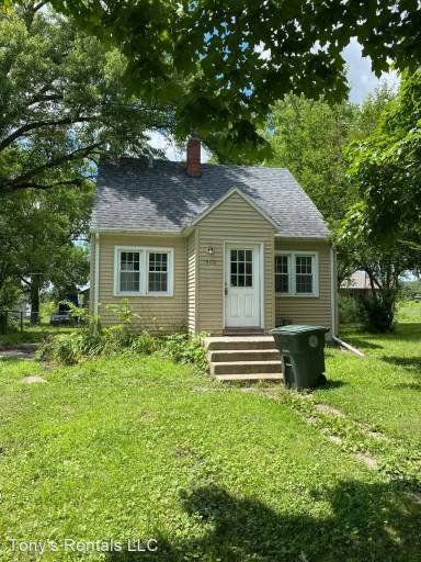 Main picture of 1909 Clearview St