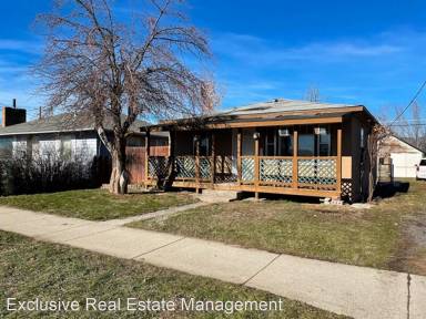 Main picture of 2141 Radcliffe Ave
