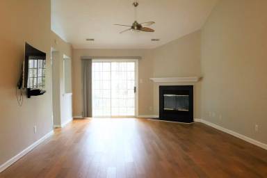 Main picture of 10 Cabes Mill Rd