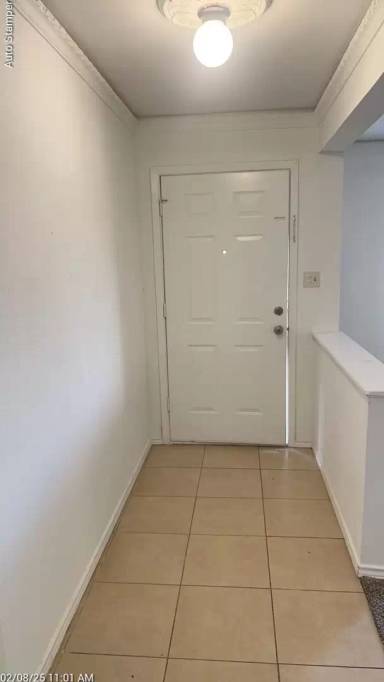 Main picture of 212 Hallbrook Dr