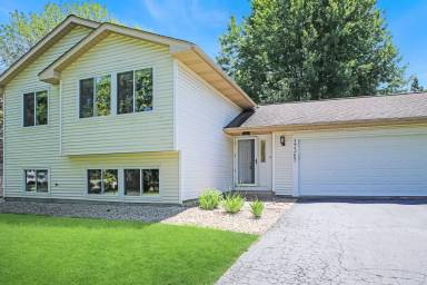 Main picture of 17367 Idlewood Way