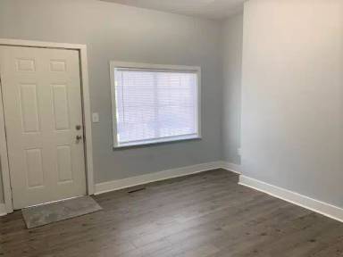 Main picture of 201 E Innis Ave