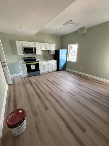 Main picture of 110 8th St