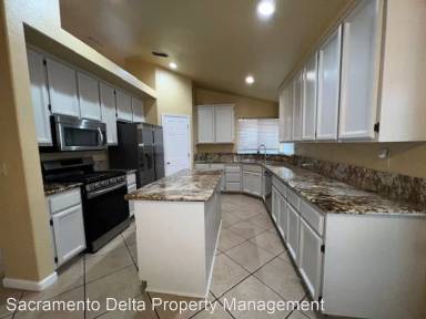 Main picture of 8651 Gossamer Way