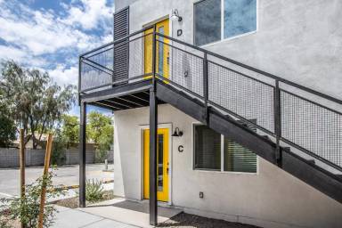 Main picture of 2525 W State Ave