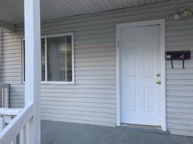 Main picture of 329 1/2 Porter Ave
