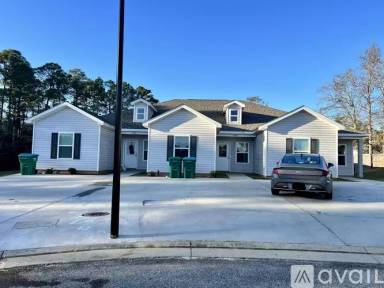 Main picture of 13590 Laurel Oaks Ln
