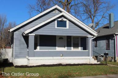 Main picture of 1232 E Perry St