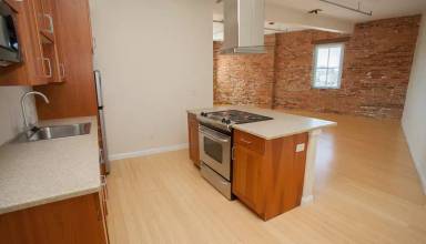 Main picture of 56 W Gay St