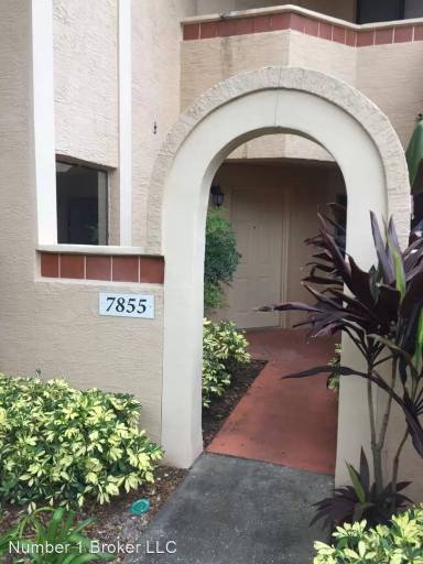 Main picture of 7841 Sugar Bend Dr